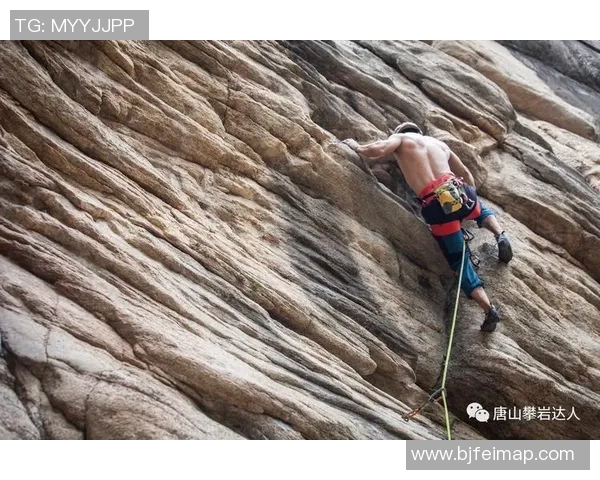 深圳攀岩队的精神探索与挑战之旅：攀岩巨献的背后故事