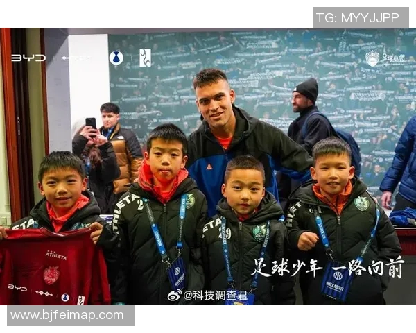 亚洲足球明星崛起引领全球舞台展现无限魅力与潜力 亚洲足球明星崛起引领全球舞台展现无限魅力与潜力